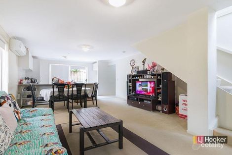 Property photo of 41 Dianella Circuit Woodcroft NSW 2767