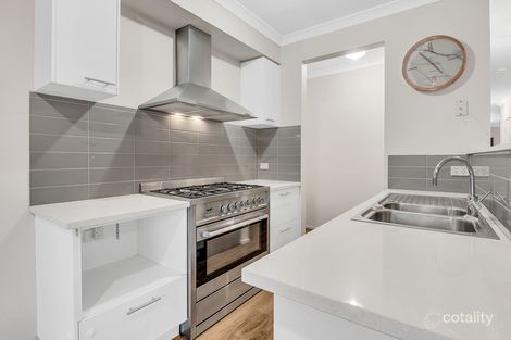 Property photo of 9 Anzacs Way Craigieburn VIC 3064
