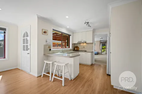 Property photo of 16 Kilpatrick Street Kooringal NSW 2650