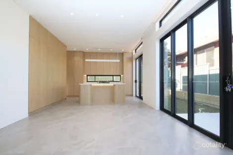 1a Suva Cres, Greenacre, NSW 2190