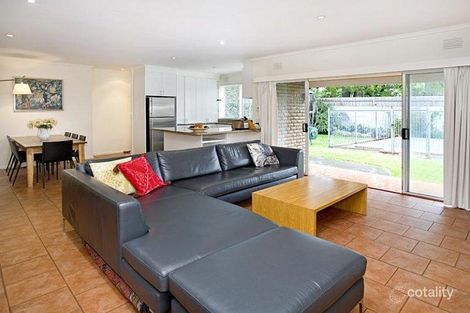 Property photo of 30 Wolseley Grove Brighton VIC 3186