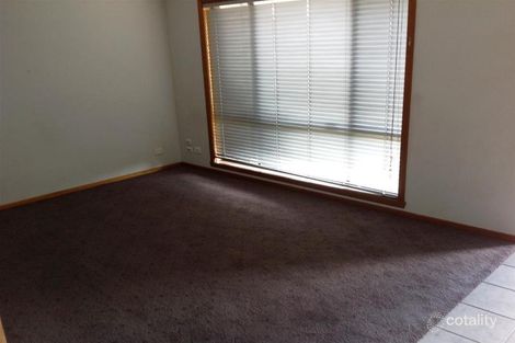 Property photo of 2A Hooker Road Werribee VIC 3030