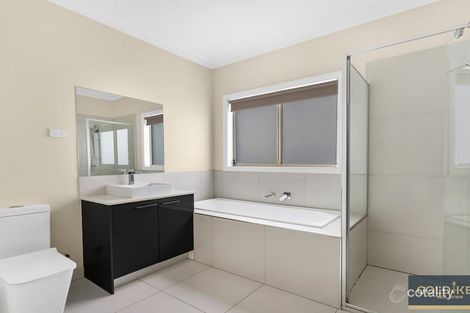 Property photo of 19 Mandrake Street Tarneit VIC 3029