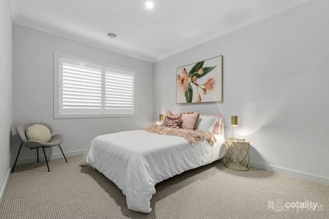 Property photo of 16 Westringia Way Officer VIC 3809