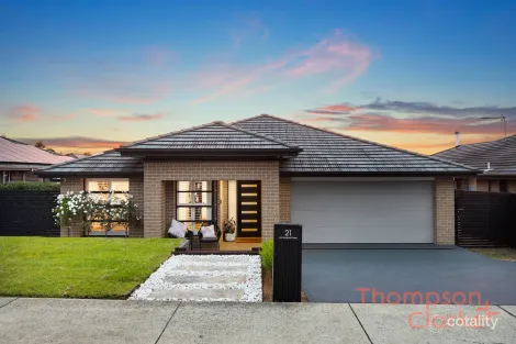 21 LEMONGRASS ST, CHISHOLM, NSW 2322