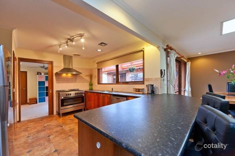 Property photo of 32 Isabella Crescent Frankston VIC 3199