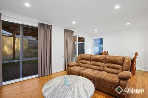Property photo of 120 Monterey Boulevard Frankston North VIC 3200