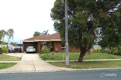 Property photo of 32 Breaden Drive Cooloongup WA 6168