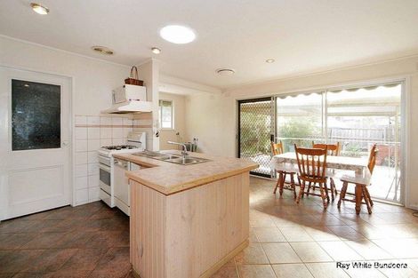 Property photo of 1 Boorlee Court Bundoora VIC 3083