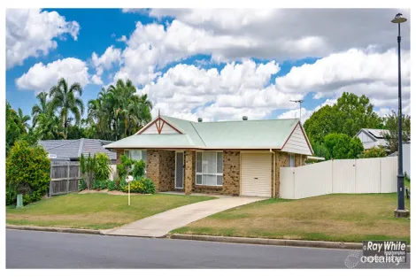 21 CEDAR DR, NORMAN GARDENS, QLD 4701