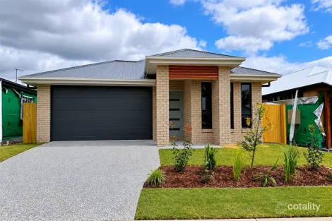 5 Foxtail Dr, Park Ridge, QLD 4125