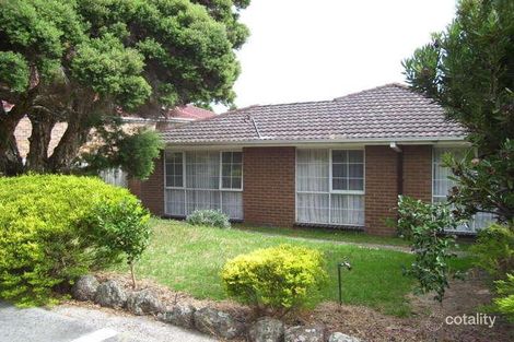 Property photo of 19 Fairhills Parade Glen Waverley VIC 3150