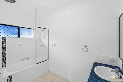 Property photo of 12 Wenlock Close Mount Sheridan QLD 4868