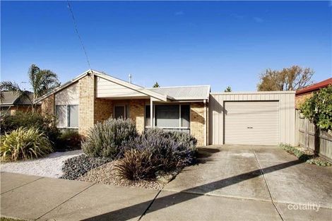 12 Carbine Dr, St Albans Park, VIC 3219