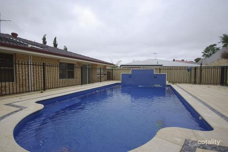 Property photo of 16 Roscrea Court Orelia WA 6167