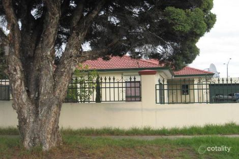 13 Snaefell Cres, Gladstone Park, VIC 3043