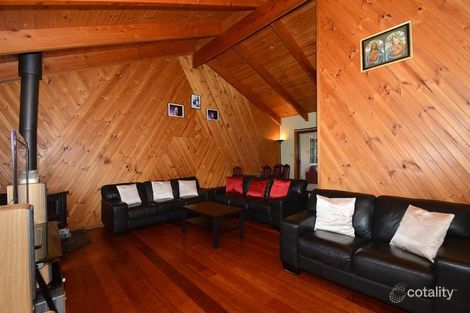 Property photo of 5 Sword Walk Kings Park VIC 3021