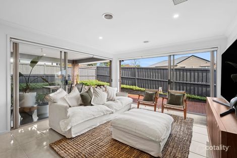 Property photo of 15 Lily Street Hamlyn Heights VIC 3215