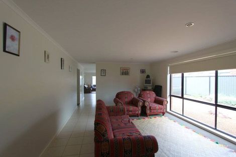 Property photo of 17 Vesper Avenue Tarneit VIC 3029