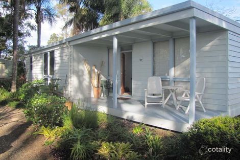 27 Pine Tree Dr, Lake Macdonald, QLD 4563