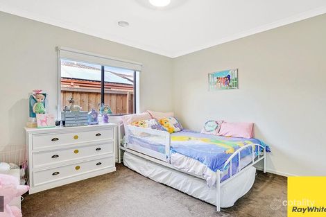 Property photo of 8 Wolomina Crescent Werribee VIC 3030