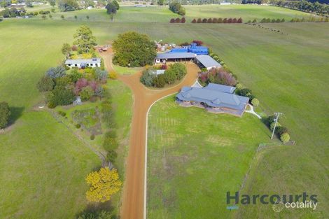 126 Parkinsons Rd, Darnum, VIC 3822