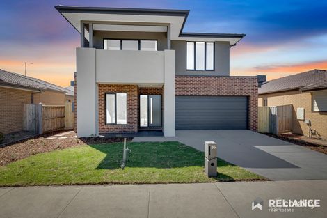 Property photo of 35 Mulloway Drive Point Cook VIC 3030