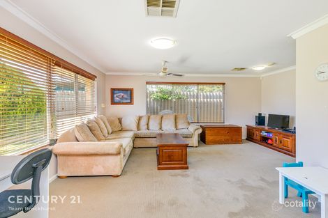 Property photo of 8 Ashurst Place Huntingdale WA 6110