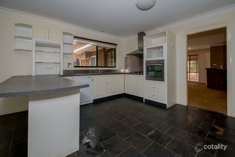 Property photo of 18 Hellyer Court Dubbo NSW 2830