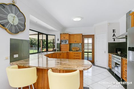 Property photo of 105 Campbell Parade Beachmere QLD 4510