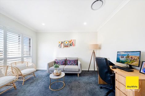 Property photo of 25 Bakehouse Avenue Marsden Park NSW 2765