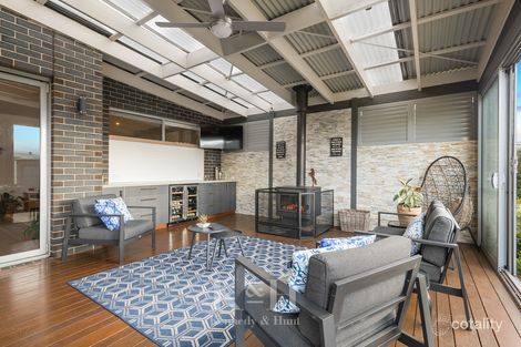 Property photo of 17 Freeman Court Gisborne VIC 3437