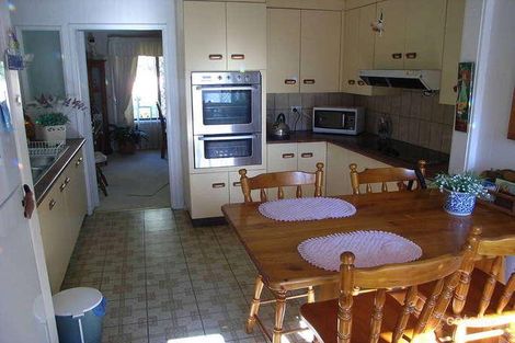 Property photo of 39 St James Avenue Berkeley Vale NSW 2261