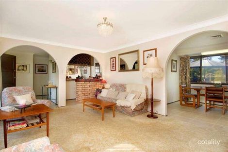 Property photo of 25 Fishburn Crescent Castle Hill NSW 2154