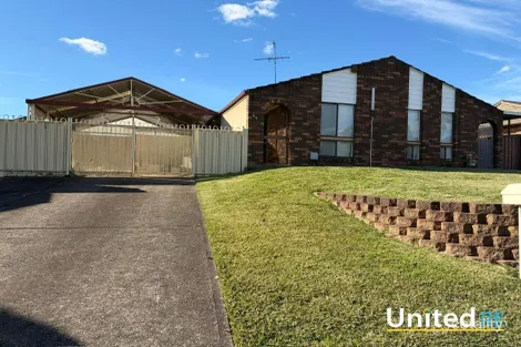 Property photo of 59 Banks Drive St Clair NSW 2759