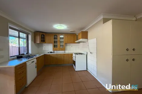 Property photo of 59 Banks Drive St Clair NSW 2759