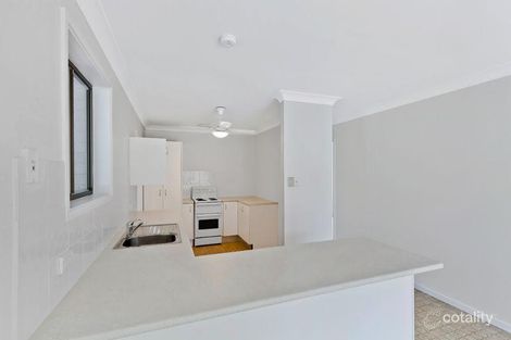 Property photo of 2 Kurraba Parade Berkeley Vale NSW 2261
