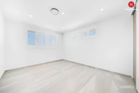 Property photo of 142 Flynn Avenue Middleton Grange NSW 2171