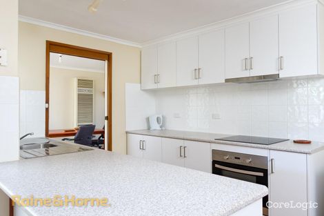 Property photo of 1 Menzies Avenue Kooringal NSW 2650