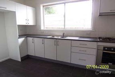 Property photo of 4/11 Merchiston Grove Strathmore VIC 3041