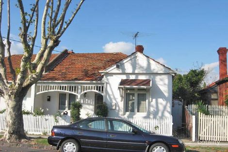 13 Glenmark Ave, St Kilda, VIC 3182