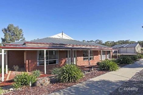 11 Marcus Ct, Maiden Gully, VIC 3551