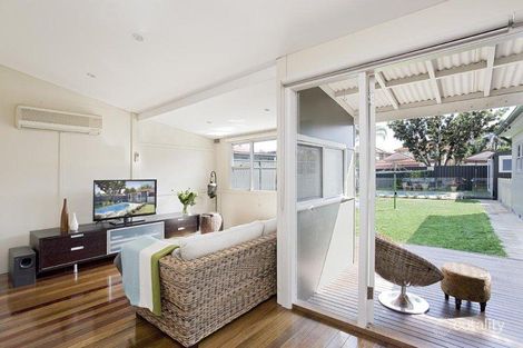 Property photo of 20 Anniversary Street Botany NSW 2019