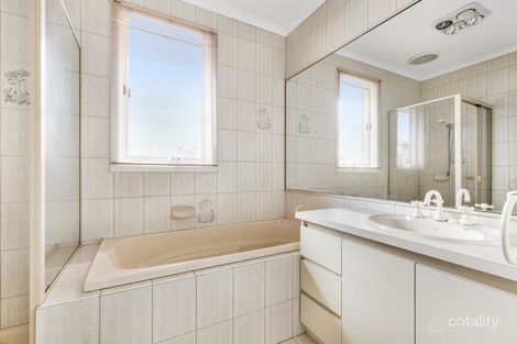Property photo of 11 Debbie Street Mount Waverley VIC 3149