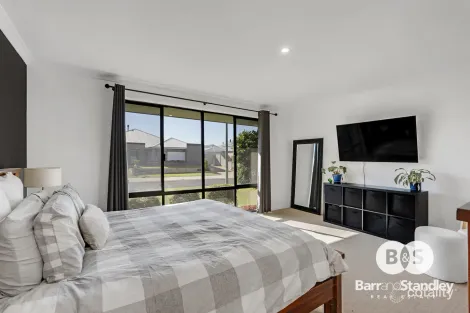 Property photo of 8 Star Street Australind WA 6233