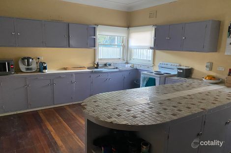 Property photo of 9 Kareela Road Woonona NSW 2517