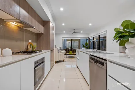 Property photo of 52 Eagle Parade Rochedale QLD 4123