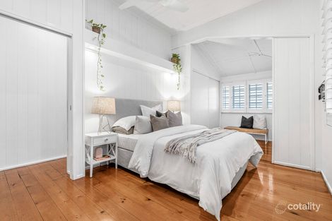 Property photo of 111 Pine Street Wynnum QLD 4178