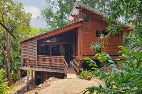 Property photo of 174 Hillview Crescent Whitfield QLD 4870