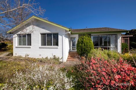 Property photo of 9 Heales Place Curtin ACT 2605